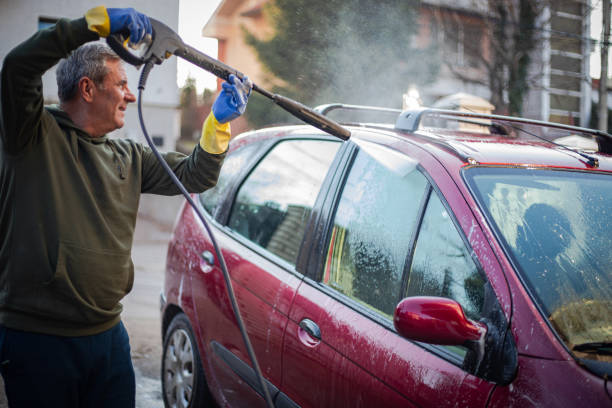 Best Garage Pressure Washing  in University, MS